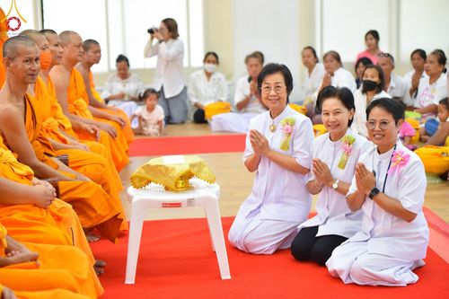 ภาพ No.133343:พิธีบรรพชาสามเณร ในโครงการบรรพชาสามเณร ฟื้นฟูพระพุทธศาสนาทั่วไทย ณ ศูนย์ปฏิบัติธรรมจันทบุรี วันพุธที่ 3 เมษายน พ.ศ. 2567