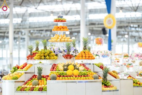 ภาพ No.99720:พิธีปฏิบัติธรรมและพิธีบูชาข้าวพระ ในวันอาทิตย์ต้นเดือนที่ 3 ธันวาคม พ.ศ. 2566 ณ สภาธรรมกายสากล วัดพระธรรมกาย จ.ปทุมธานี