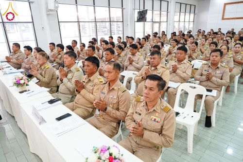 ภาพ No.176583:ชมรมกำนัน ผู้ใหญ่บ้านฯ อ.คลองหลวง ทอดผ้าป่าสมทบโครงการกฐินสามัคคีทั่วไทย 30,000 วัด วันที่ 4 พฤศจิกายน พ.ศ. 2567 ณ วัดพระธรรมกาย อ.คลองหลวง จ.ปทุมธานี