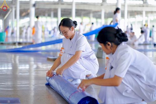 ภาพ No.150575:V.44 เพื่อพ่อ ภาพเตรียมงาน ปฎิบัติงาน ของเจ้าหน้าที่ อาสาสมัคร ทุกสถานะ เพื่อความสำเร็จ ในงานวันธรรมชัย วันอังคารที่ 27 สิงหาคม พ.ศ. 2567