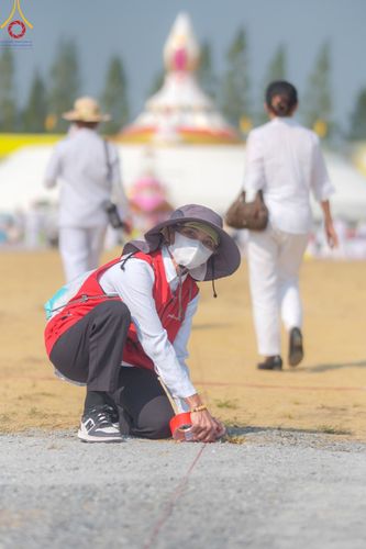 ภาพ No.202961:V.51 สารพัดV สารพัดดี ที่คลองบางนางแท่น ในโครงการธรรมยาตรา กตัญญูบูชา มหาปูชนียาจารย์ พระมงคลเทพมุนี(สด จนฺทสโร) พระผู้ปราบมาร อนุสรณ์สถาน 7 แห่ง ปีที่ 13 ระหว่างวันที่ 2-31 มกราคม พ.ศ. 2568