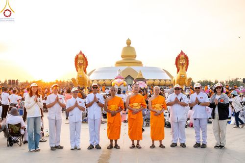 ภาพ No.206538:V.54 สารพัดV สารพัดดี ที่บางปลา ในโครงการธรรมยาตรา กตัญญูบูชา มหาปูชนียาจารย์ พระมงคลเทพมุนี(สด จนฺทสโร) พระผู้ปราบมาร อนุสรณ์สถาน 7 แห่ง ปีที่ 13 ระหว่างวันที่ 2-31 มกราคม พ.ศ. 2568