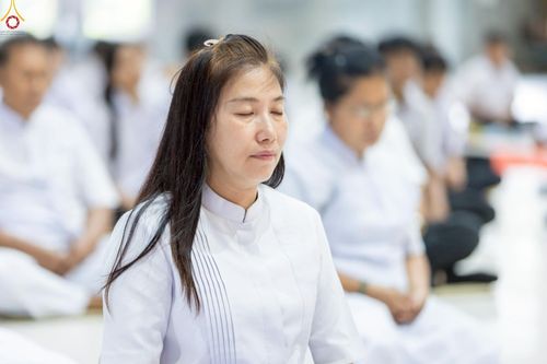 ภาพ No.249066:วันที่ 26-28 กันยายน พ.ศ. 2568 โครงการอบรม อุบาสกแก้ว อุบาสิกาแก้ว รุ่นที่ 3  ณ ศูนย์ปฏิบัติธรรมสมุทรปราการ ได้รับความเมตตาจากคณะสงฆ์ในพื้นที่  รวมถึงผู้บริหารสถานศึกษา ที่นำนักเรียนระดับมัธยมปลาย  มารับฟังข้อมูลเพื่อที่จะเป็นกำลังสำคัญ ในการเข้าร่วมขบวน