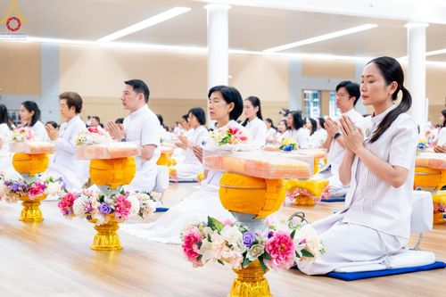 ภาพ No.212713:วันอาทิตย์ที่ 23 มีนาคม พ.ศ. 2568 พิธีร่วมบุญโครงการบรรพชาสามเณร 5,000 รูป ณ ห้องแก้วสารพัดนึก 2 วัดพระธรรมกาย