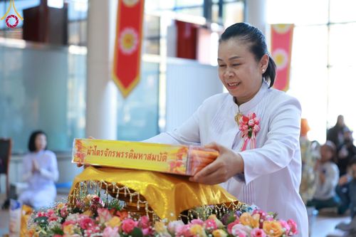 ภาพ No.95463:พิธีทอดกฐินบรมจักรพรรดิสร้างทุกสิ่ง วัดพระธรรมกายยามานาชิ ประเทศญี่ปุ่น วันอาทิตย์ที่ 19 พฤศจิกายน พ.ศ. 2566