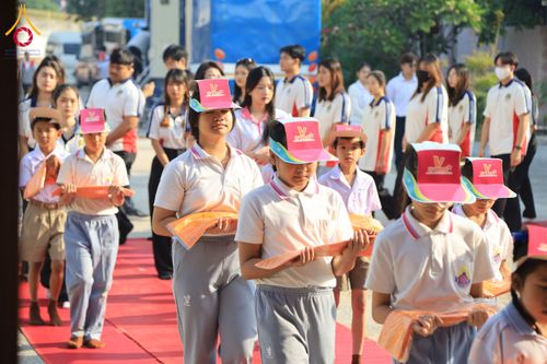 ภาพ No.200017:พิธีทอดผ้าป่าทำนุบำรุงศาสนสถาน ณ วัดบางไผ่นารถ ตำบลบางไทรป่า อำเภอบางเลน จังหวัดนครปฐม ในโครงการธรรมยาตรา กตัญญูบูชา มหาปูชนียาจารย์ พระมงคลเทพมุนี(สด จนฺทสโร) พระผู้ปราบมาร อนุสรณ์สถาน 7 แห่ง ปีที่ 13 วันที่ 22 มกราคม พ.ศ. 2568