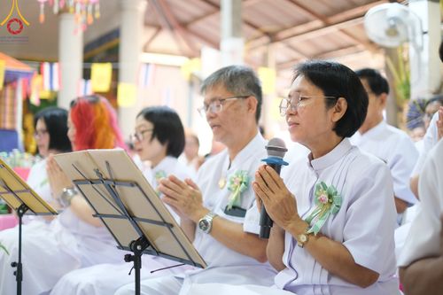 ภาพ No.168873:พิธีทอดกฐิน ณ วัดบ้านน้ำอ้อม จ.บุรีรัมย์ ในโครงการกฐินสามัคคีทั่วไทย 30,000 วัด บูชาธรรม 80 ปี หลวงพ่อธัมมชโย โดยคณะศิษยานุศิษย์วัดพระธรรมกาย วันที่ 23 ตุลาคม พ.ศ. 2567