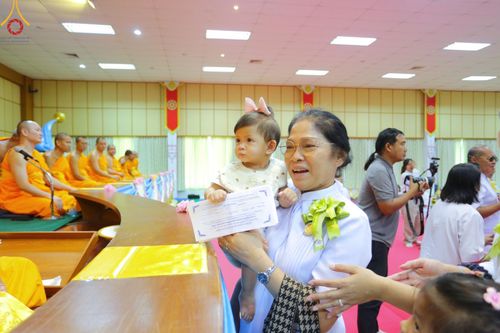 ภาพ No.183865:พิธีทอดกฐิน ณ ศูนย์กัลยาณมิตรพิจิตร ในโครงการทอดกฐินสามัคคีทั่วไทย 30,000 วัด บูชาธรรม 80 ปี หลวงพ่อธัมมชโย โดยคณะศิษยานุศิษย์วัดพระธรรมกาย วันที่ 11 พฤศจิกายน พ.ศ. 2567