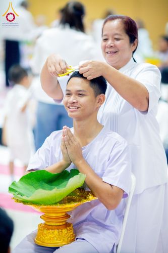 ภาพ No.213532:วันเสาร์ที่ 29 มีนาคม พ.ศ. 2568 พิธีปลงผม โครงการสามเณรยุวธรรมทายาท รุ่นที่ 33 โครงการสามเณรมัชฌิมธรรมทายาท รุ่นที่ 29 ณ ห้องปฏิบัติธรรมวิหารคด คอร์ 13 วัดพระธรรมกาย