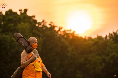 ภาพ No.120306:พิธีต้อนรับพระธรรมยาตรา ในโครงการธรรมยาตรา กตัญญูบูชา มหาปูชนียาจารย์ พระมงคลเทพมุนี(สด จนฺทสโร) พระผู้ปราบมาร อนุสรณ์สถาน 7 แห่ง ปีที่ 12 วันที่ 28 มกราคม พ.ศ. 2567 ณ วัดพระธรรมกาย จ.ปทุมธานี (ชุดที่ 2)