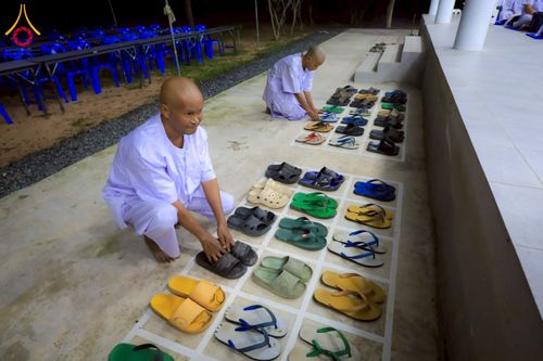 ภาพ No.275947:วันที่ 26-30 พฤศจิกายน พ.ศ. 2568 ทีมพระพี่เลี้ยงตั้งรับ รายงานตัวโครงการบวชบูชาธรรมมหาปูชนียาจารย์ ณ ศูนย์ปฏิบัติธรรมบุรีรัมย์