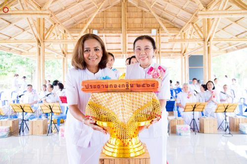 ภาพ No.263184:วันที่ 18 ตุลาคม พ.ศ. 2568 พิธีทอดกฐินสามัคคีเพื่อซื้อที่ดิน  สร้างอาคารครัวและโรงอาหาร  ห้องน้ำพร้อมโรงซักตากชาย-หญิง  และพิธีทอดกฐินสามัคคีทั่วไทย 30,000 วัด  ศูนย์ปฏิบัติธรรมนานาชาติทุ่งแสงธรรม  (Moonastery Meditation Center) ต.แสงอรุณ อ.ทับสะแก จ.ประ