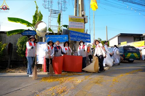 ภาพ No.205630:V.53 สารพัดV สารพัดดี ที่วัดโบสถ์บน ในโครงการธรรมยาตรา กตัญญูบูชา มหาปูชนียาจารย์ พระมงคลเทพมุนี(สด จนฺทสโร) พระผู้ปราบมาร อนุสรณ์สถาน 7 แห่ง ปีที่ 13 ระหว่างวันที่ 2-31 มกราคม พ.ศ. 2568
