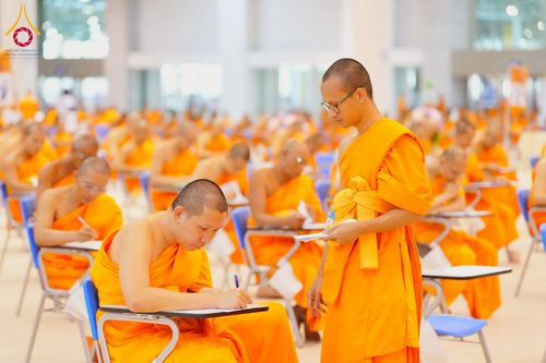 ภาพ No.219692:วันที่ 22-24 เมษายน พ.ศ. 2568 สอบบาลีสนามหลวง ครั้งที่ 2 คณะสงฆ์ภาค 1 (นนทบุรี, ปทุมธานี, สมุทรปราการ) สนามสอบวัดพระธรรมกาย อำเภอคลองหลวง จังหวัดปทุมธานี