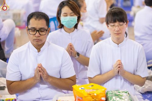 ภาพ No.124418:พิธีตักบาตรในวันมาฆบูชา ณ บ้านแก้วเรือนทองคุณยายฯ วัดพระธรรมกาย จ.ปทุมธานี วันเสาร์ที่ 24 กุมภาพันธ์ พ.ศ. 2567