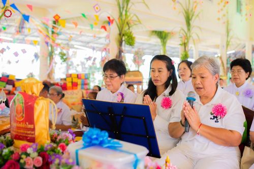 ภาพ No.167256:พิธีทอดกฐิน ณ วัดจำปาทอง อ.บ้านเขว้า จ.ชัยภูมิ ในโครงการกฐินสามัคคีทั่วไทย 30,000 วัด บูชาธรรม 80 ปี หลวงพ่อธัมมชโย โดยคณะศิษยานุศิษย์วัดพระธรรมกาย วันที่ 24 ตุลาคม พ.ศ. 2567