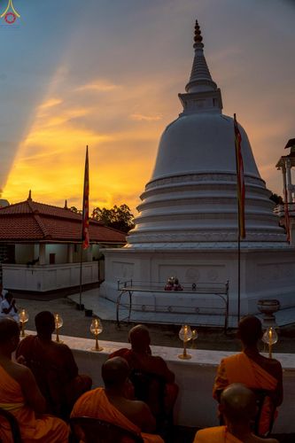 ภาพ No.229949:วันที่ 4 และ 12 พฤษภาคม พ.ศ. 2568 พิธีจุดวิสาขประทีป ถวายเป็นพุทธบูชา ณ วัดสุภัทรารามา มหาวิหาร เมืองบาดุลลา ประเทศศรีลังกา