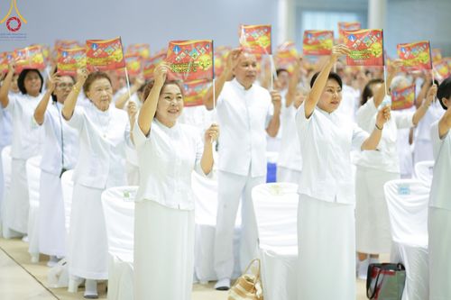 ภาพ No.151394:สัมมนาพิเศษ "เพื่อพ่อลูกทำได้ทุกสิ่ง" โดยพระครูธรรมธร อารักษ์ ญาณารกฺโข ณ ห้องแก้วสารพัด 1 วัดพระธรรมกาย วันที่ 1 กันยายน พ.ศ. 2567