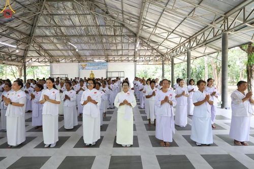 ภาพ No.152405:พิธีมอบสไบแก้ว โครงการอบรมอุบาสิกาแก้วจังหวัดบุรีรัมย์รุ่นที่ 1 วันที่ 6-8 กันยายน พ.ศ. 2567