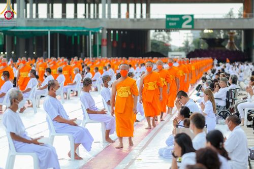 ภาพ No.99926:พิธีปลงผมธรรมทายาท โครงการอุปสมบทบูชาธรรมมหาปูชนียาจารย์ พ.ศ. 2566 ณ ลานธรรม มหาวิหารคด 8-9 ศูนย์อบรมวัดพระธรรมกาย วันอาทิตย์ที่ 3 ธันวาคม พ.ศ. 2566
