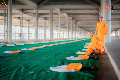 ภาพ No.219067:วันที่ 19-21 เมษายน พ.ศ. 2568 การเตรียมงานในลานธรรม , วิหารคด เพื่องานวันคุ้มครองโลก 22 เมษายน พ.ศ. 2568