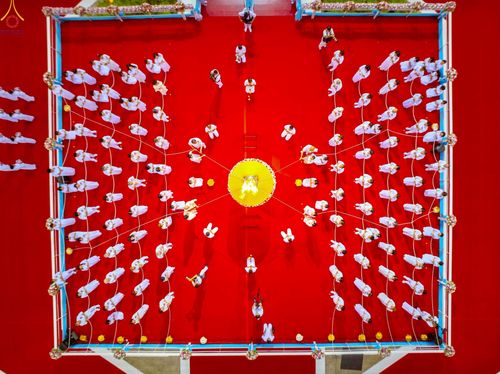 ภาพ No.242525:วันอาทิตย์ที่ 31 สิงหาคม พ.ศ. 2568 งานบุญวันอาทิตย์ พิธีจุดเทียนใจ ไฟนิรันด์ อนันตชัย ณ วัดพระธรรมกาย จ.ปทุมธานี