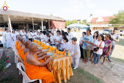 ภาพ No.181475:พิธีบรรพชาอุปสมบท ณ วัดบ้านอ่าง ต.อ่างคีรี อ.มะขาม จ.จันทบุรี วันที่ 6 ธันวาคม พ.ศ. 2567 ในโครงการอุปสมบทหมู่ บูชาธรรมมหาปูชนียาจารย์ ปี 2567 โดยทีมงานลูกพระธัมฯ ศูนย์ปฏิบัติธรรมจันทบุรี จ.จันทบุรี