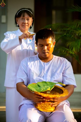 ภาพ No.319722:วันอาทิตย์ที่ 5 เมษายน พ.ศ.2569 พิธีตัดปอยผม และปลงผมนาคธรรมทายาท โครงการบรรพชาและอุปสมบทหมู่ รุ่นบูชาธรรม 82 ปี หลวงพ่อธัมมชโย