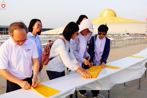 ภาพ No.320304:วันที่ 7-8 เมษายน พ.ศ.2569 การเตรียมงาน ณ ลานธรรม และ งานจราจร เพื่องานถวายมหาสังฆทาน 40,000 กว่าวัดทั่วประเทศ วันคุ้มครองโลก 22 เมษายน พ.ศ.2569 วัดพระธรรมกาย