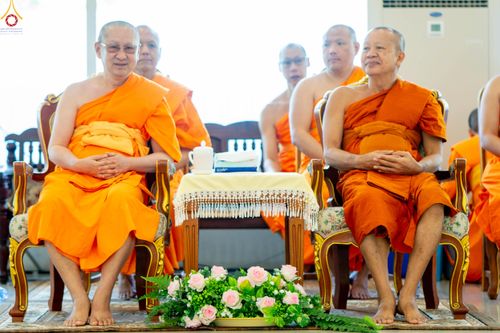 ภาพ No.291857:วันที่ 9 มกราคม พ.ศ. 2569 พิธีทอดผ้าป่าทำนุบำรุงศาสนสถาน ณ วัดศรีเมือง จ.สมุทรสาคร ในโครงการธรรมยาตรา กตัญญูบูชา มหาปูชนียาจารย์ พระมงคลเทพมุนี(สด จนฺทสโร) พระผู้ปราบมาร อนุสรณ์สถาน 7 แห่ง ปีที่ 14