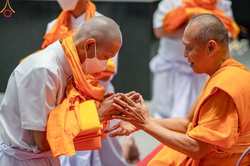 ภาพ No.141446:พิธีบรรพชาอุปสมบท โครงการอุปสมบทหมู่รุ่นผู้บริหาร รุ่นที่ 14 โครงการอุปสมบทหมู่ธรรมทายาท ระดับอุดมศึกษา รุ่นที่ 51 ภาคฤดูฝน ณ โบสถ์พระไตรปิฎก วัดพระธรรมกาย ในวันเสาร์ที่ 15 มิถุนายน พ.ศ. 2567