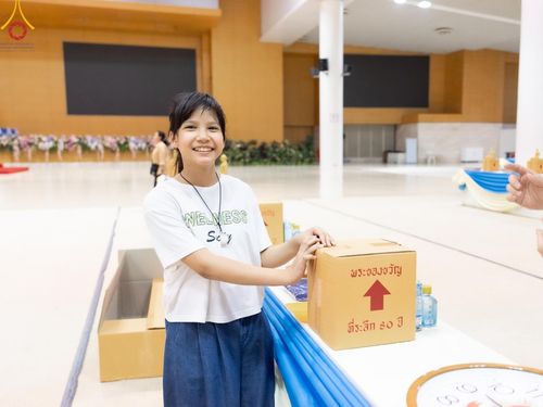 ภาพ No.60944:V.37 ยิ่งกว่าดี เพื่อ 80 ปีของพ่อ ภาพการเตรียมงานของหน่วยงานต่างๆ เพื่อพิธีฉลองอายุวัฒนมงคล 80 ปี หลวงพ่อธัมมชโย และรับถวายมหาสังฆทาน 10,000 กว่าวัดทั่วประเทศ ในวันคุ้มครองโลก วันจันทร์ที่ 22 เมษายน พ.ศ. 2567