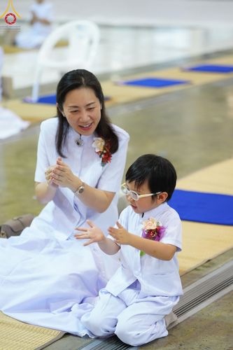 ภาพ No.153309:พิธีมุทิตาสักการะ พระภิกษุ-สามเณร ผู้สอบไล่ได้เปรียญธรรม ประโยค 1-2 ถึงประโยค ป.ธ.9 และบาลีศึกษา ประโยค1-2 ถึง บ.ศ.9 , พิธีมอบดวงแก้วสามเณรผู้ทรงบาลีไวยากรณ์ วัดพระธรรมกาย และ ศูนย์ส่งเสริมศีลธรรมในประเทศและต่างประเทศ วันอาทิตย์ที่ 8 กันยายน พ.ศ.2567