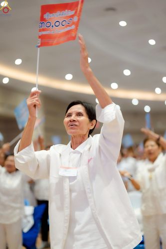 ภาพ No.242353:วันที่ ๒๙ - ๓๑ สิงหาคม พ.ศ. ๒๕๖๘ สัมมนารวมใจผู้นำบุญ บูชาธรรม ๘๑ ปี  หลวงพ่อธัมมชโย รุ่นที่ ๒ กฐินสามัคคีทั่วไทย ๓๐,๐๐๐ วัด โครงการอุปสมบทบูชาธรรมมหาปูชนียาจารย์  ๓,๐๐๐ รูป