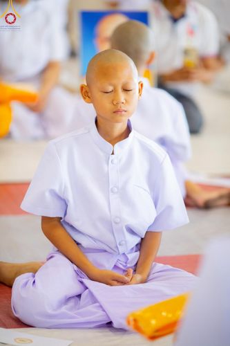 ภาพ No.215064:วันเสาร์ที่ 5 เมษายน พ.ศ. 2568 พิธีเวียนประทักษิณรอบพระมหาธรรมกายเจดีย์  พิธีวันทาเจดีย์ พิธีขอขมาและมอบผ้าไตร ในโครงการบรรพชาสามเณรฟื้นฟูพระพุทธศาสนาทั่วไทย , โครงการหน่อแก้วเปรียญธรรม รุ่นที่ 13 ,  โครงการสามเณรยุวธรรมทายาท รุ่นที่ 33 , โครงการสามเณรมั