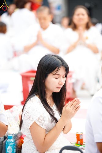 ภาพ No.126156:พิธีทำบุญเมืองนครราชสีมา ฉลอง 556 ปี ตักบาตรพระ 10,000 รูป ในวันเสาร์ที่ 2 มีนาคม พ.ศ.2567 ณ อนุสาวรีย์ท้าวสุรนารี จ.นครราชสีมา จัดโดย คณะสงฆ์จังหวัดนครราชสีมา ร่วมกับสำนักงานจังหวัดนครราชสีมา