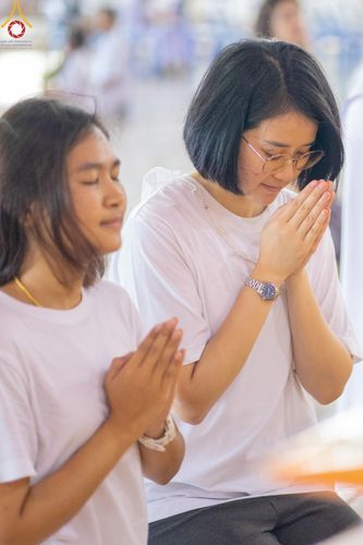 ภาพ No.159042:พิธีตักบาตร ในวันอาทิตย์ต้นเดือน วันที่ 6 ตุลาคม พ.ศ. 2567 ณ สภาธรรมกายสากล วัดพระธรรมกาย