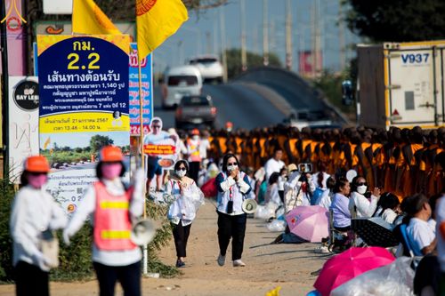 ภาพ No.119790:V.19 แกล้วกล้า การเตรียมงาน เก็บงาน การรับบุญของเจ้าหน้าที่หน่วยงานต่างๆ เพื่อโครงการธรรมยาตรา กตัญญูบูชามหาปูชนียาจารย์ พระมงคลเทพมุนี (สด จนฺทสโร) พระผู้ปราบมาร อนุสรณ์สถาน 7 แห่ง ปีที่ 12 ระหว่างวันที่ 2 - 31 มกราคม พ.ศ.2567