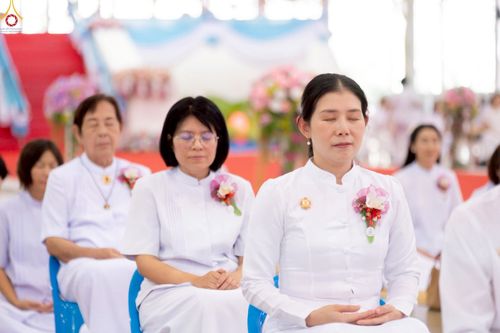 ภาพ No.240315:วันอาทิตย์ที่ 24 สิงหาคม พ.ศ. 2568 งานบุญวันอาทิตย์ พิธีจุดเทียนใจ ไฟนิรันด์ อนันตชัย ณ วัดพระธรรมกาย จ.ปทุมธานี