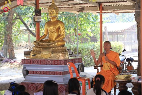 ภาพ No.200137:พิธีทอดผ้าป่าทำนุบำรุงศาสนสถาน ณ วัดบางไผ่นารถ ตำบลบางไทรป่า อำเภอบางเลน จังหวัดนครปฐม ในโครงการธรรมยาตรา กตัญญูบูชา มหาปูชนียาจารย์ พระมงคลเทพมุนี(สด จนฺทสโร) พระผู้ปราบมาร อนุสรณ์สถาน 7 แห่ง ปีที่ 13 วันที่ 22 มกราคม พ.ศ. 2568