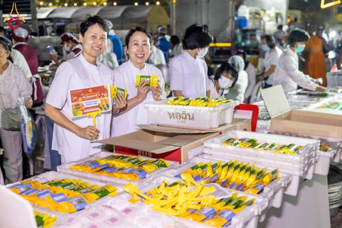 ภาพ No.296618:วันที่ 18 มกราคม พ.ศ. 2569 พิธีถวายภัตตาหารเป็นสังฆทาน แด่พระธรรมยาตรา ณ วัดโบสถ์บน ต.บางคูเวียง จ.นนทบุรี อนุสรณ์สถานลำดับที่ 4 สถานที่เกิดด้วยกายธรรม ในโครงการธรรมยาตรา กตัญญูบูชา มหาปูชนียาจารย์ พระมงคลเทพมุนี(สด จนฺทสโร) พระผู้ปราบมาร อนุสรณ์สถาน 7 แ