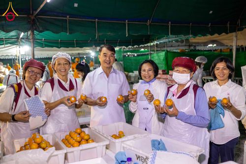 ภาพ No.300126:วันที่ 22 มกราคม พ.ศ. 2569 พิธีถวายภัตตาหารเป็นสังฆทาน แด่พระธรรมยาตรา ณ อนุสรณ์สถานบางปลา วัดบางปลา อำเภอบางเลน จังหวัดนครปฐม ในโครงการธรรมยาตรา กตัญญูบูชา มหาปูชนียาจารย์ พระมงคลเทพมุนี(สด จนฺทสโร) พระผู้ปราบมาร อนุสรณ์สถาน 7 แห่ง ปีที่ 14