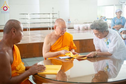 ภาพ No.315428:วันที่ 20 มีนาคม พ.ศ. 2569 พิธีเจริญพระพุทธมนต์ เนื่องในวาระอายุวัฒนมงคล 75 ปี พระเดชพระคุณพระภาวนาธรรมวิเทศ วิ. (ภูเบศ ฌานาภิญโญ) ผู้ช่วยเจ้าอาวาสวัดพระธรรมกาย และเจ้าอาวาสวัดพระธรรมกายเบเนลักซ์ ประเทศเบลเยียม  ณ หอฉันคุณยายอาจารย์ฯ วัดพระธรรมกาย