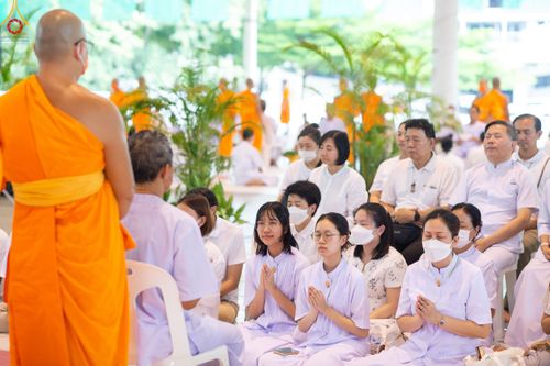 ภาพ No.83567:พิธีตัดปอยผมและปลงผม ในโครงการบรรพชาอุปสมบทหมู่ ธรรมทายาทรุ่นเข้าพรรษา ณ วัดพระธรรมกาย วันอาทิตย์ที่ 16 กรกฎาคม พ.ศ.2566