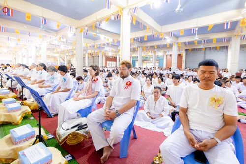 ภาพ No.301261:วันที่ 22 มกราคม พ.ศ. 2569 พิธีทอดผ้าป่าทำนุบำรุงศาสนสถาน ณ วัดใหม่พิบูลย์ผล อ.สองพี่น้อง จ.สุพรรณบุรี ในโครงการธรรมยาตรา กตัญญูบูชา มหาปูชนียาจารย์ พระมงคลเทพมุนี(สด จนฺทสโร) พระผู้ปราบมาร อนุสรณ์สถาน 7 แห่ง ปีที่ 14