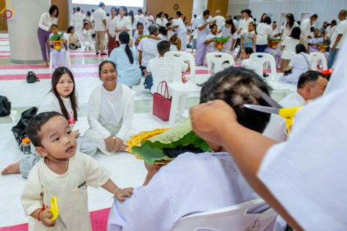 ภาพ No.316788:วันเสาร์ที่ 28 มีนาคม พ.ศ.2569 พิธีปลงผมนาคธรรมทายาท โครงการสามเณรยุวธรรมทายาท รุ่นที่ 34 โครงการสามเณรมัชฌิมธรรมทายาท รุ่นที่ 30 ณ มหารัตนวิหารคด 13 วัดพระธรรมกาย