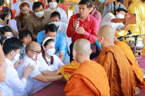 ภาพ No.64274:พิธีทอดกฐินสามัคคีทั่วไทย 5,000 วัด โดยคณะศิษยานุศิษย์วัดพระธรรมกาย น้อมบูชาธรรม 78 ปี หลวงพ่อธัมมชโย  วันอังคารที่ 8 พฤศจิกายน พ.ศ. 2565  ณ วัดโปรยฝน อ.หนองเสือ จ.ปทุมธานี