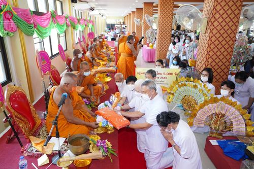 ภาพ No.63468:พิธีทอดกฐินสามัคคีทั่วไทย 5,000 วัด โดยคณะศิษยานุศิษย์วัดพระธรรมกาย น้อมบูชาธรรม 78 ปี หลวงพ่อธัมมชโย วันอาทิตย์ที่ 30 ตุลาคม พ.ศ. 2565 ณ วัดสุวรรณบำรุงราชวราราม อ.ลำลูกกา จ.ปทุมธานี