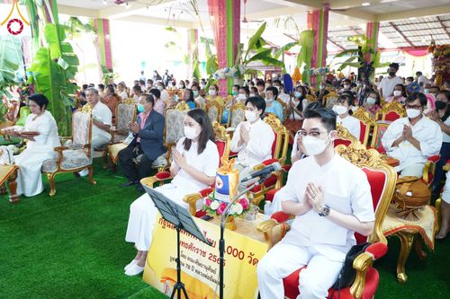 ภาพ No.64023:พิธีทอดกฐินสามัคคีทั่วไทย 5,000 วัด โดยคณะศิษยานุศิษย์วัดพระธรรมกาย น้อมบูชาธรรม 78 ปี หลวงพ่อธัมมชโย  วันอาทิตย์ที่  6  พฤศจิกายน พ.ศ. 2565  ณ วัดทวีการะอนันต์ อำเภอคลองหลวง จังหวัดปทุมธานี