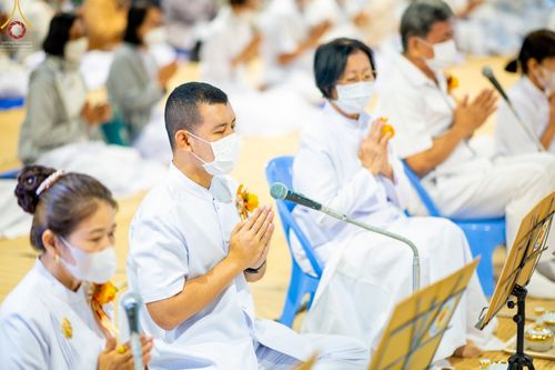 ภาพ No.69801:พิธีถวายภัตตาหารเป็นสังฆทาน แด่คณะพระธรรมยาตราฯ ในโครงการธรรมยาตราฯ ปีที่ 11 ณ อนุสรณ์สถานมหาวิหารพระมงคลเทพมุนี อ.สองพี่น้อง จ.สุพรรณบุรี วันที่ 7 มกราคม พ.ศ. 2566